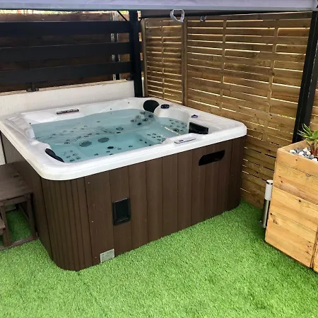 아파트 Cap Paradise Jacuzzi *